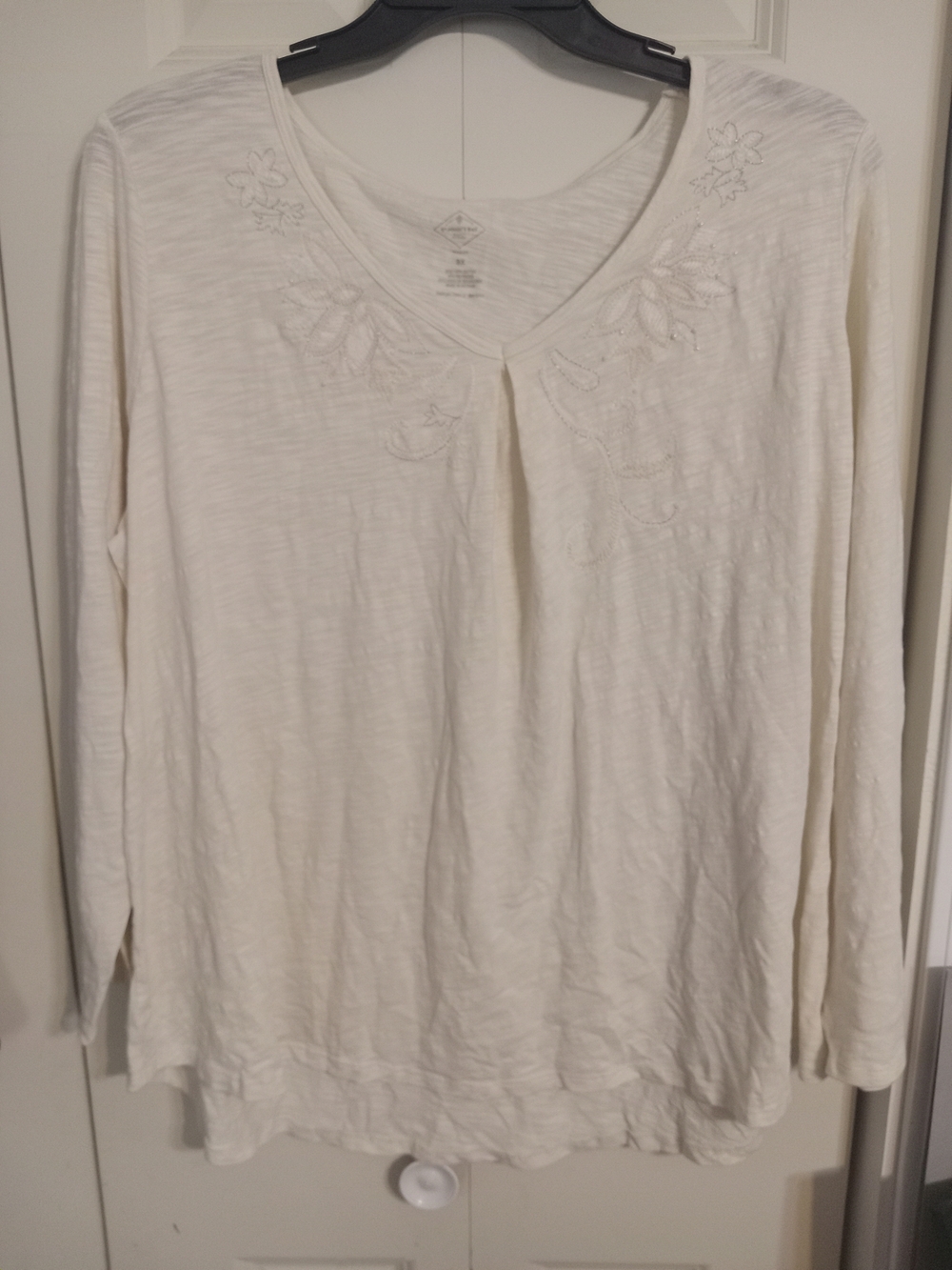 St. John's Bay White Long Sleeve V-Neck Top with Floral Embroidery